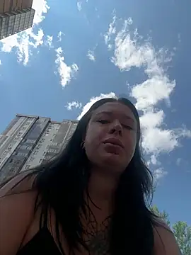 AlishaPrettyBlade online show from 10, 7, 2026