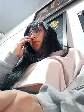 Arielle lov online show from 19, 10, 2025