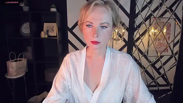 Snapshot of Sandra_Kind chatting on 21, 2, 2025 Sandra Kind online show from 21, 2, 2025