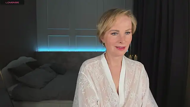 Snapshot of Sandra_Kind chatting on 22, 2, 2025 Sandra Kind online show from 22, 2, 2025