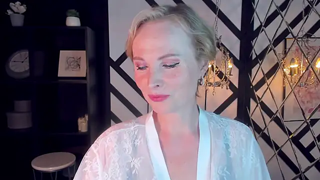 Snapshot of Sandra_Kind chatting on 24, 2, 2025 Sandra Kind online show from 24, 2, 2025