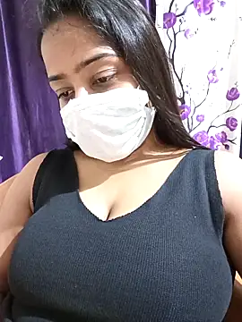Snapshot of COZY_ROZI chatting on 13, 9, 2025 COZY ROZI online show from 13, 9, 2025
