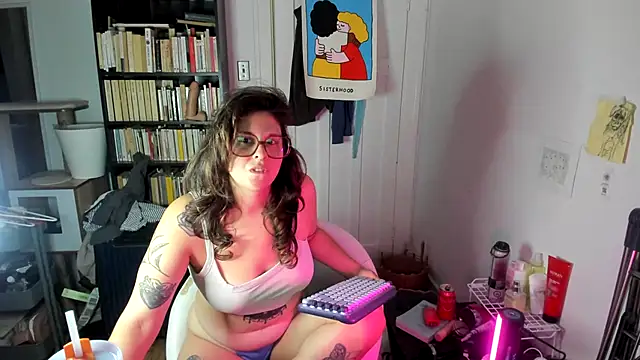 Snapshot of Rosiee69_ chatting on 29, 9, 2025 Rosiee69 online show from 29, 9, 2025