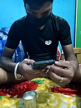 Snapshot of 766yuvi chatting on 4, 10, 2025 766yuvi online show from 4, 10, 2025