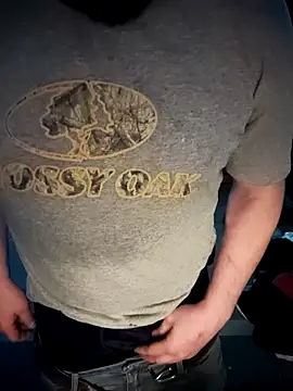 Snapshot of Cummaker69 chatting on 23, 12, 2025 Cummaker69 online show from 23, 12, 2025