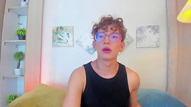 iiangel  online show from 19, 12, 2025