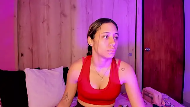 Snapshot of TANIA_06 chatting on 12, 5, 2026 TANIA 06 online show from 12, 5, 2026
