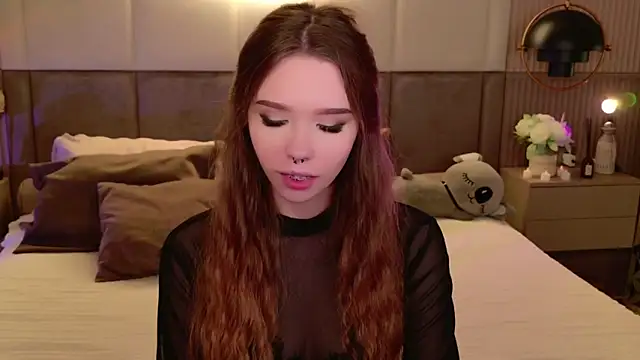 Sierra Fane online show from 18, 3, 2025