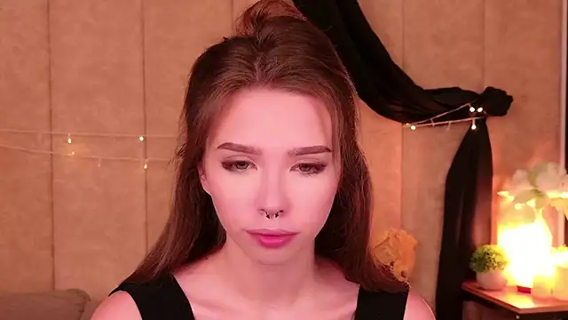 Sierra Fane online show from 25, 9, 2025