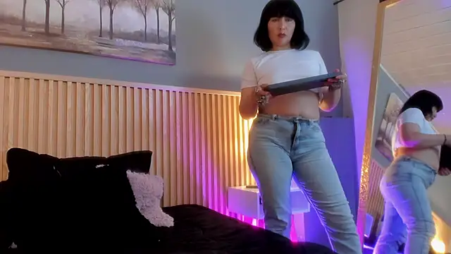 lilith catt online show from 2, 10, 2025