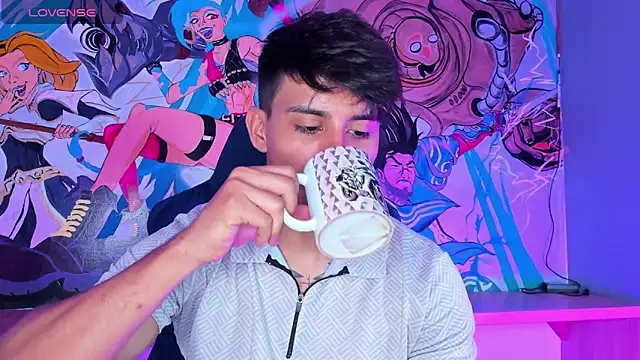 Allex Cano online show from 5, 12, 2025