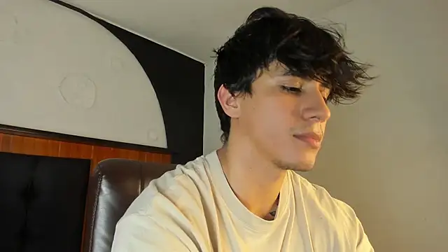 Allex Cano online show from 2, 3, 2026