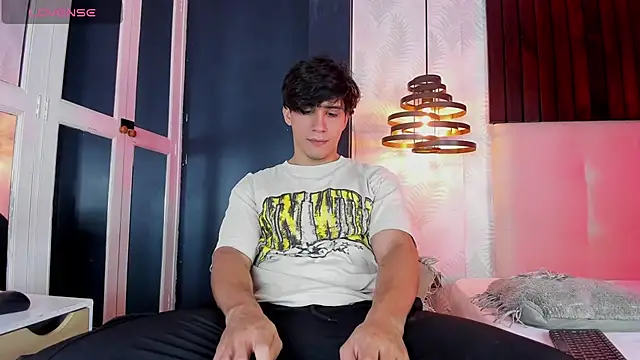 Allex Cano online show from 1, 4, 2026