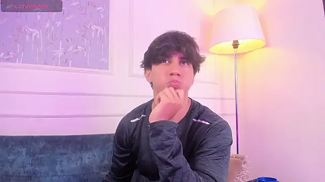 Allex Cano online show from 12, 4, 2026