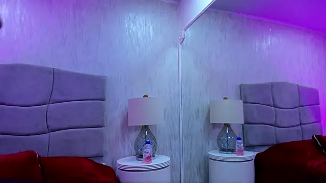 Snapshot of NahomyCarther chatting on 26, 9, 2025 NahomyCarther online show from 26, 9, 2025