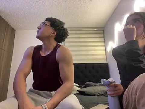 DesireLuxe online show from 25, 2, 2026