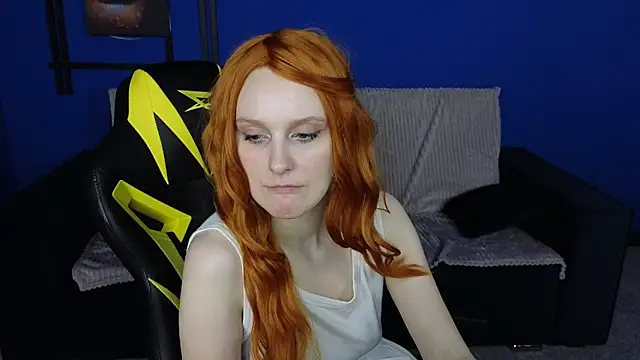 KristinMoore online show from 2, 3, 2025