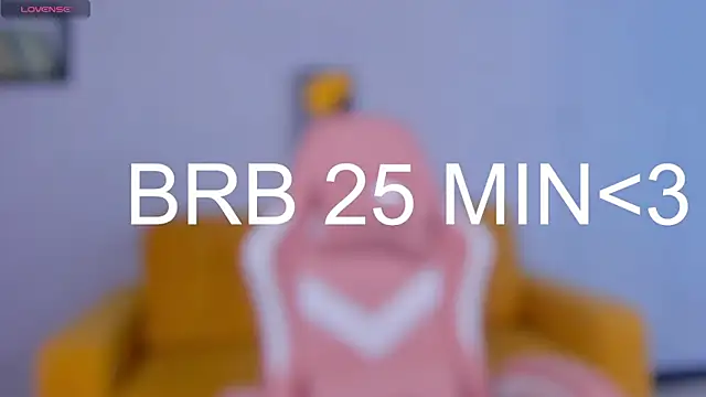 KristinMoore online show from 18, 3, 2025