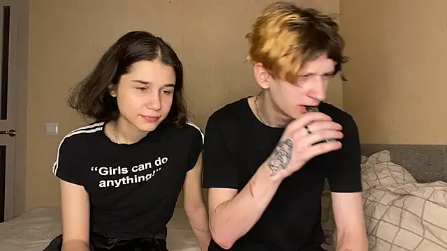 baby lesi online show from 9, 3, 2025