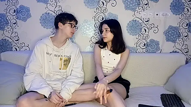 baby lesi online show from 17, 12, 2025