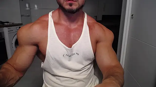 Snapshot of martins9 chatting on 18, 5, 2026 martins9 online show from 18, 5, 2026