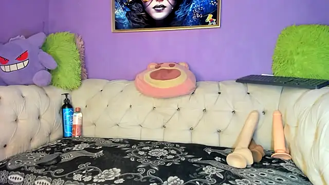 Snapshot of amydelahozgomez chatting on 10, 10, 2025 amydelahozgomez online show from 10, 10, 2025