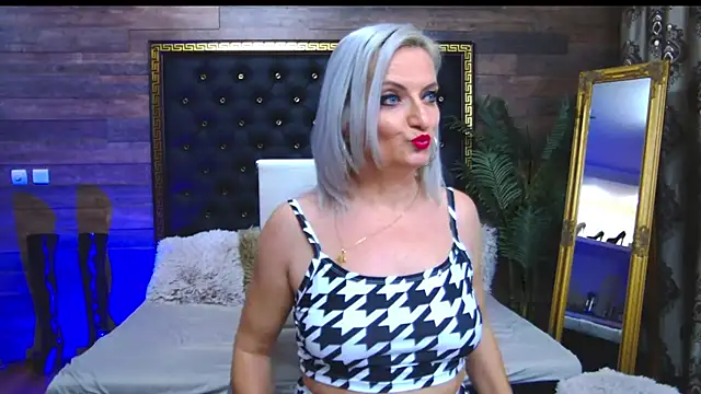 LadyTouch online show from 19, 2, 2025