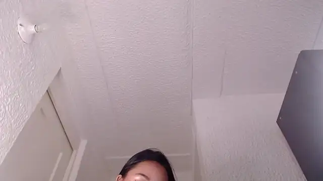 Snapshot of EngelCristaly chatting on 3, 3, 2025 EngelCristaly online show from 3, 3, 2025