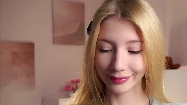 SunnivaCovil online show from 30, 3, 2026