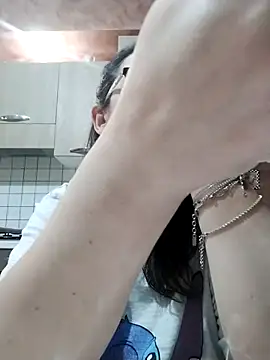 Snapshot of Dolcecurvy chatting on 25, 10, 2025 Dolcecurvy online show from 25, 10, 2025