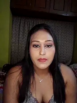 hotlovr online show from 24, 2, 2025