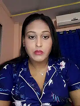 hotlovr online show from 6, 3, 2025