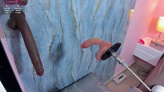 honey sofii  online show from 12, 11, 2025