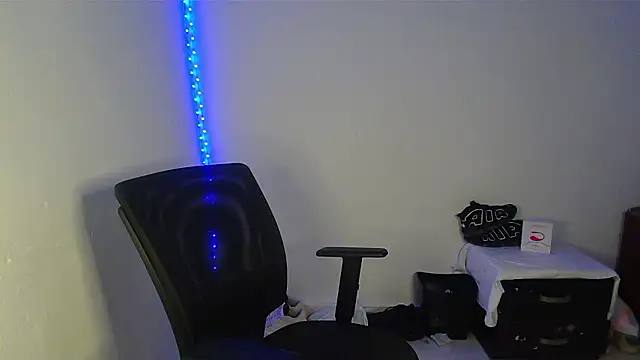 Gooss cum online show from 18, 1, 2026