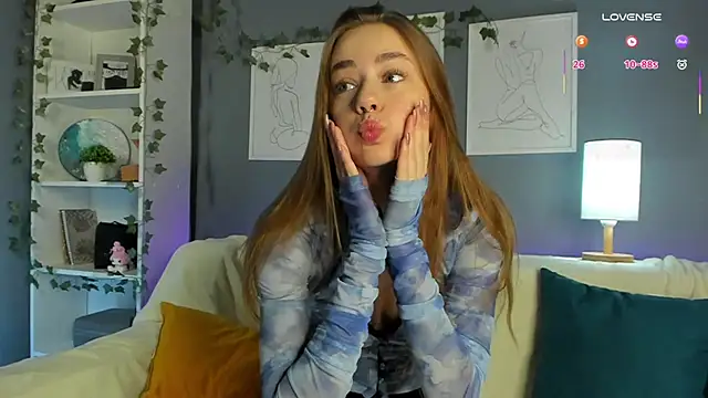 EmilaMills online show from 6, 3, 2025