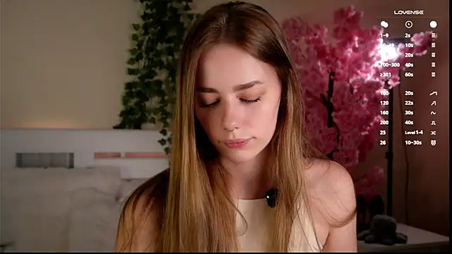 Snapshot of EmilaMills chatting on 23, 5, 2026 EmilaMills online show from 23, 5, 2026
