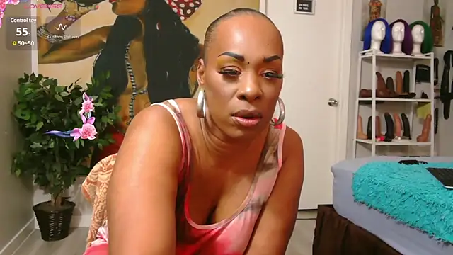 Queenanitadix online show from 29, 1, 2025