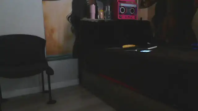 Queenanitadix online show from 23, 3, 2026