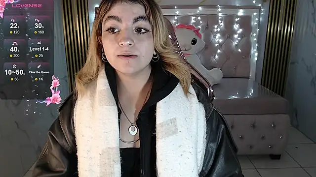 lili conor s online show from 21, 9, 2025