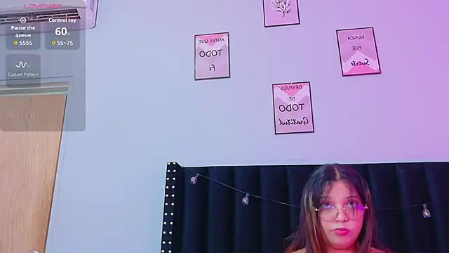 innocenthazel online show from 19, 10, 2025