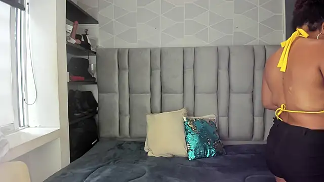 Natasha rose   online show from 4, 12, 2025