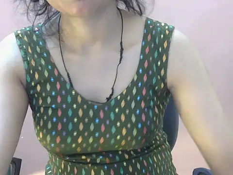 Cute Pihu01 online show from 15, 2, 2026