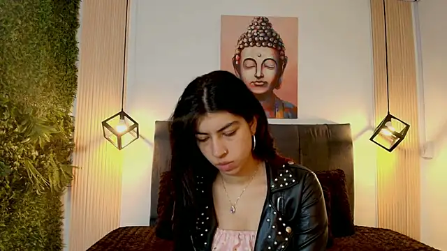 Cassie bloom online show from 5, 1, 2026