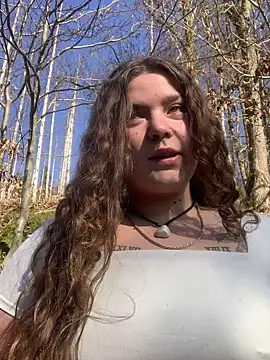 badcurvy online show from 5, 3, 2025