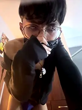 twinkperu18 online show from 26, 10, 2025