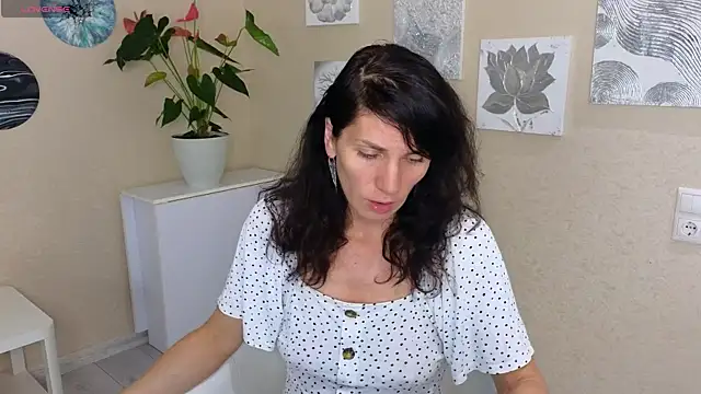 Snapshot of mylady_xenia chatting on 5, 10, 2025 mylady xenia online show from 5, 10, 2025