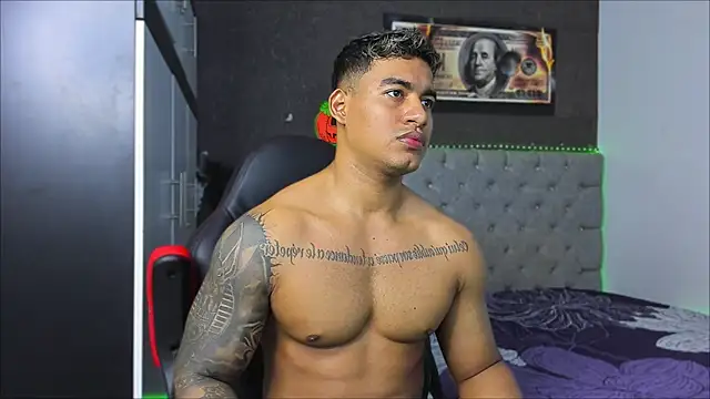 luigi hot  online show from 20, 10, 2025