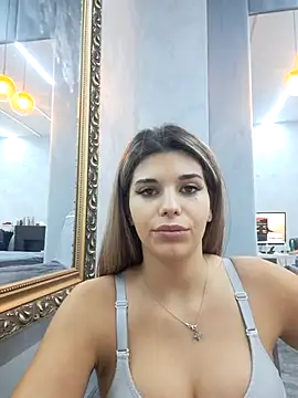 Bella Posh online show from 15, 10, 2025