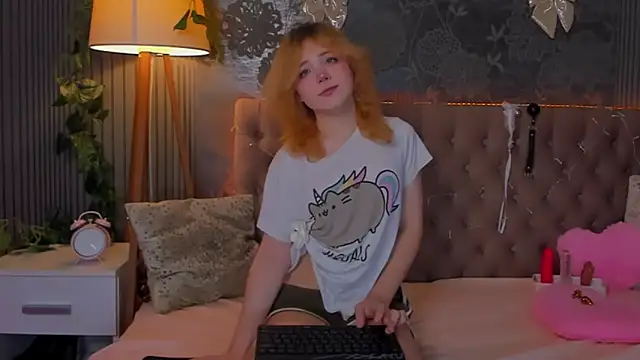 EmilyAngells online show from 22, 12, 2025