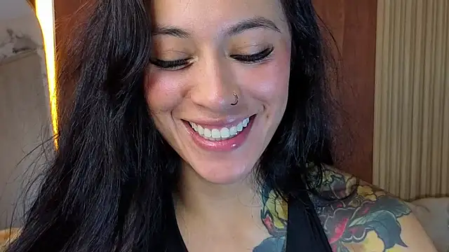 Isabella Collen v online show from 23, 7, 2026
